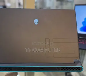 New Laptop Alienware M15 R3 16GB AMD Ryzen 7 SSD 512GB