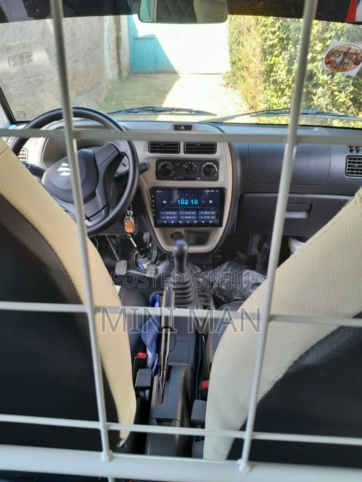 Suzuki Eeco 1.2 Petrol FWD 2023 Silver