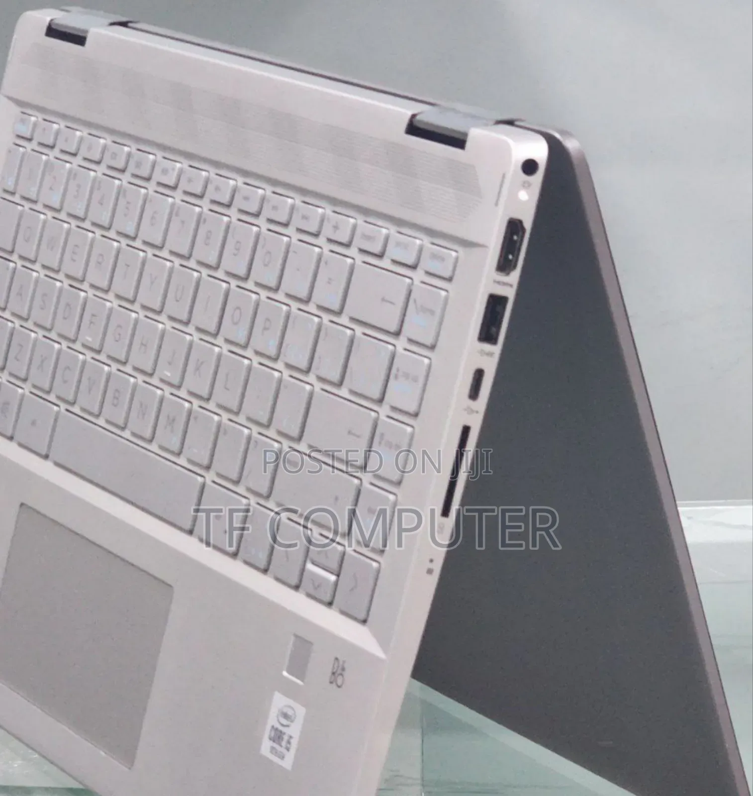 New Laptop HP Pavilion X360 8GB Intel Core I7 SSD 256GB