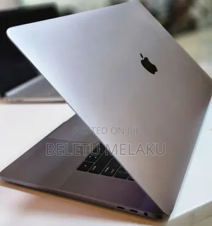 Photo - New Laptop Apple MacBook Pro 2016 16GB Intel Core I7 SSD 256GB