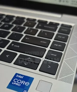 New Laptop HP EliteBook 830 16GB Intel Core I7 SSD 512GB