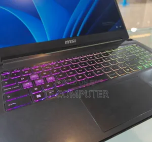 New Laptop MSI Cyborg 15 16GB Intel Core Ultra 7 SSD 1T