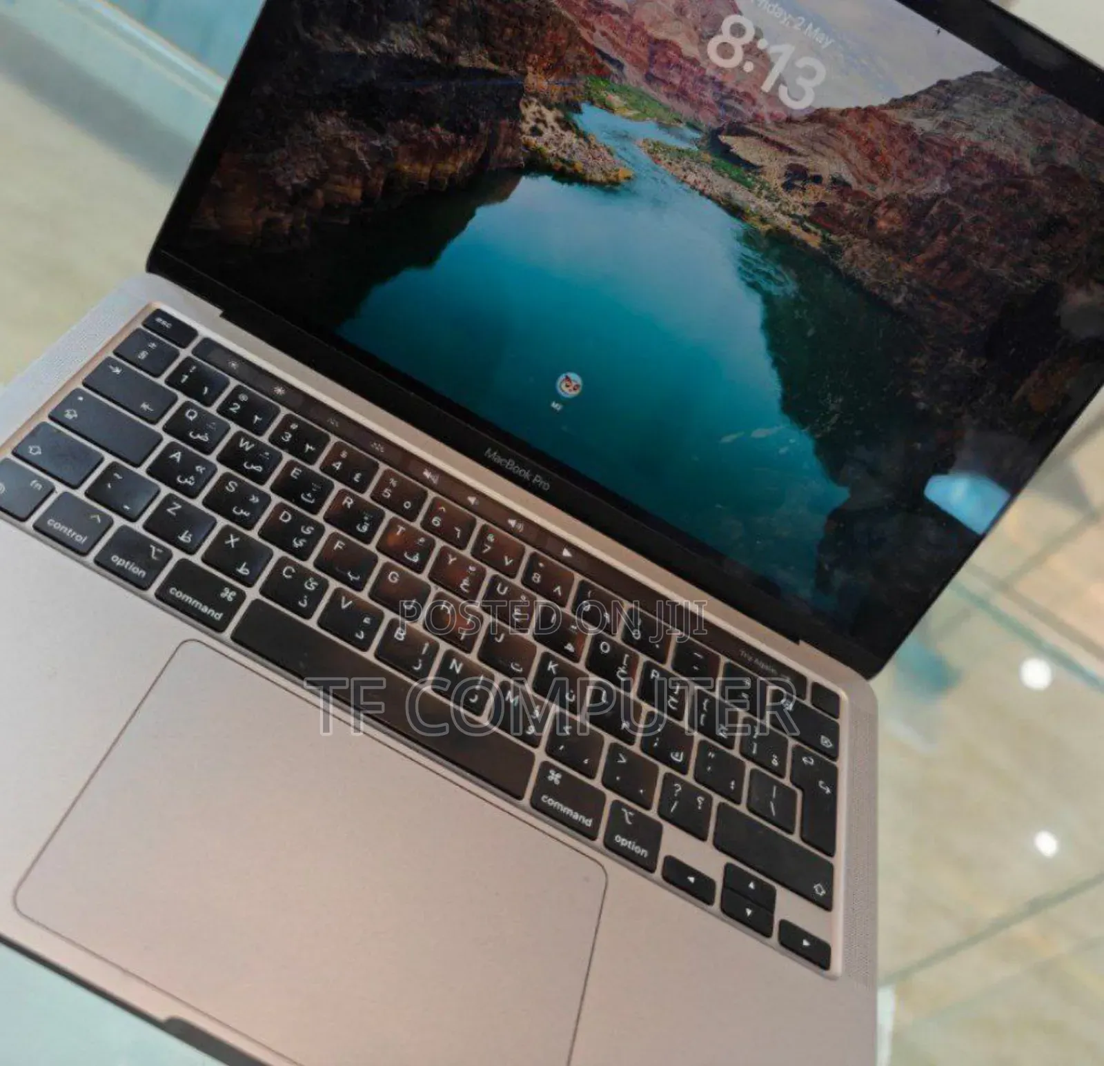 New Laptop Apple MacBook Pro 2022 M2 8GB Apple M2 SSD 256GB