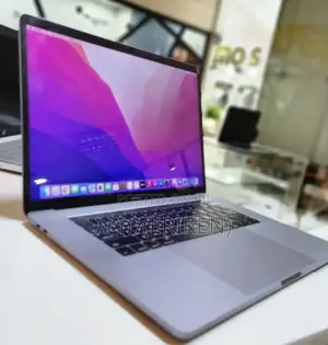 Photo - New Laptop Apple MacBook Pro 2016 16GB Intel Core I7 SSD 256GB