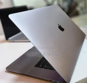 New Laptop Apple MacBook Pro 2016 16GB Intel Core I7 SSD 256GB