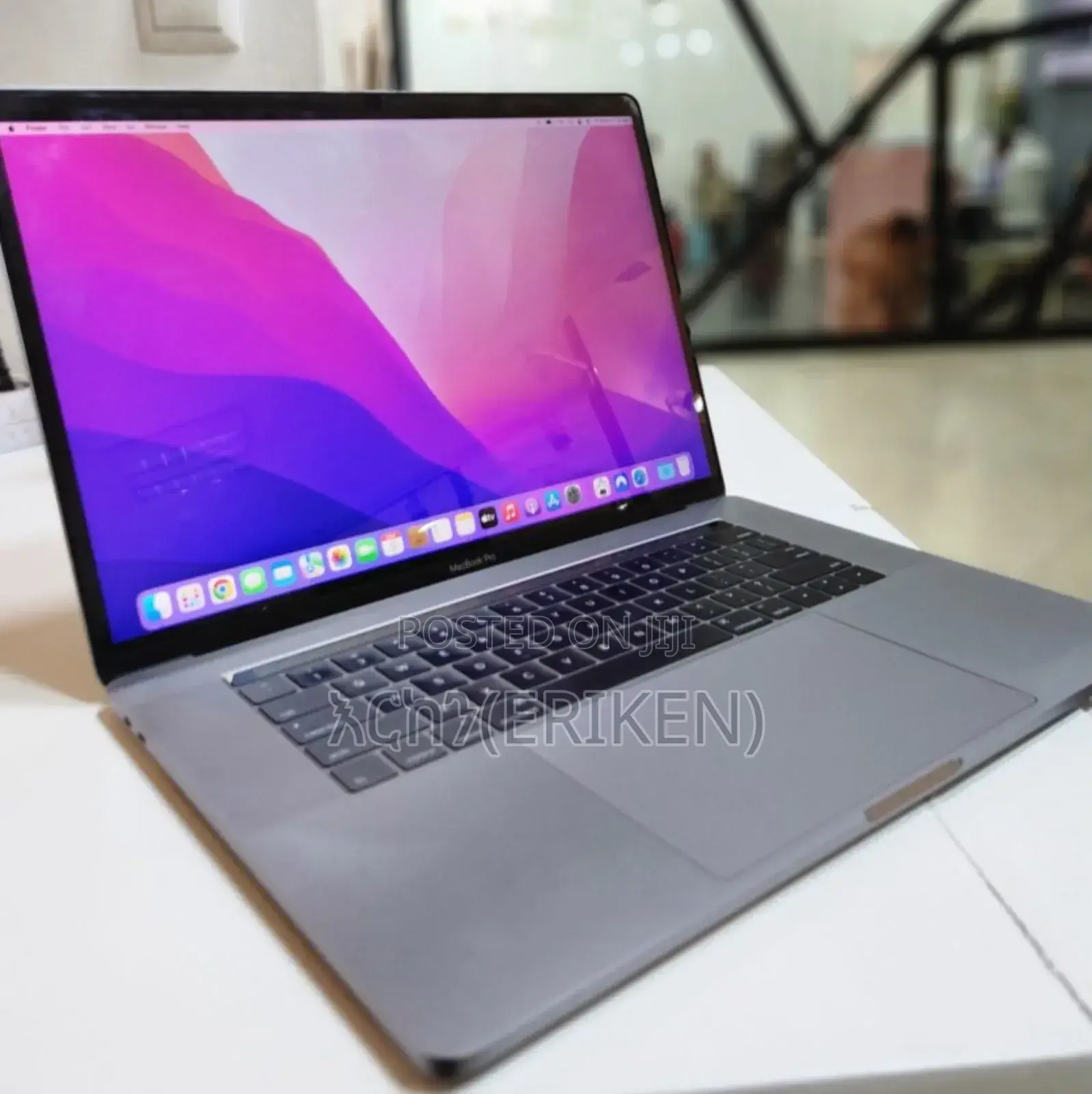 New Laptop Apple MacBook Pro 2016 16GB Intel Core I7 SSD 256GB