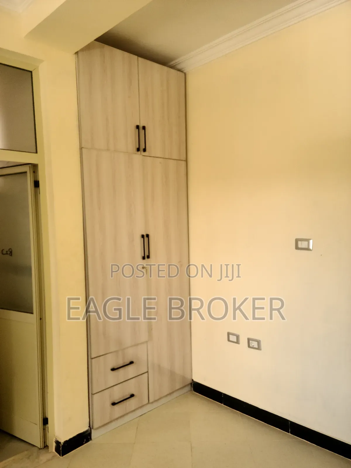 1bdrm Condo in Eagle Broker, Yeka for sale