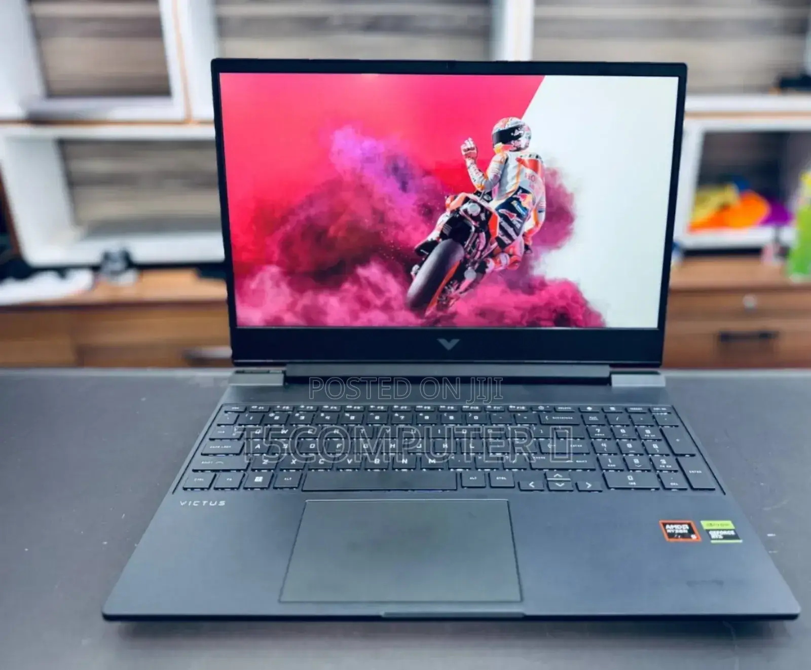 New Laptop HP Victus 16 16GB AMD Ryzen 5 SSD 512GB