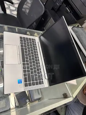 New Laptop HP EliteBook 840 G6 16GB Intel Core I5 SSD 500GB