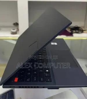 New Laptop Asus VivoBook 15 X505BA 16GB Intel Core I9 SSD 512GB