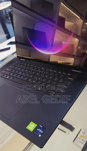 New Laptop Dell Inspiron 15 16GB Intel Core I7 SSD 1T