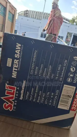 Sali Mitresaw 1800w