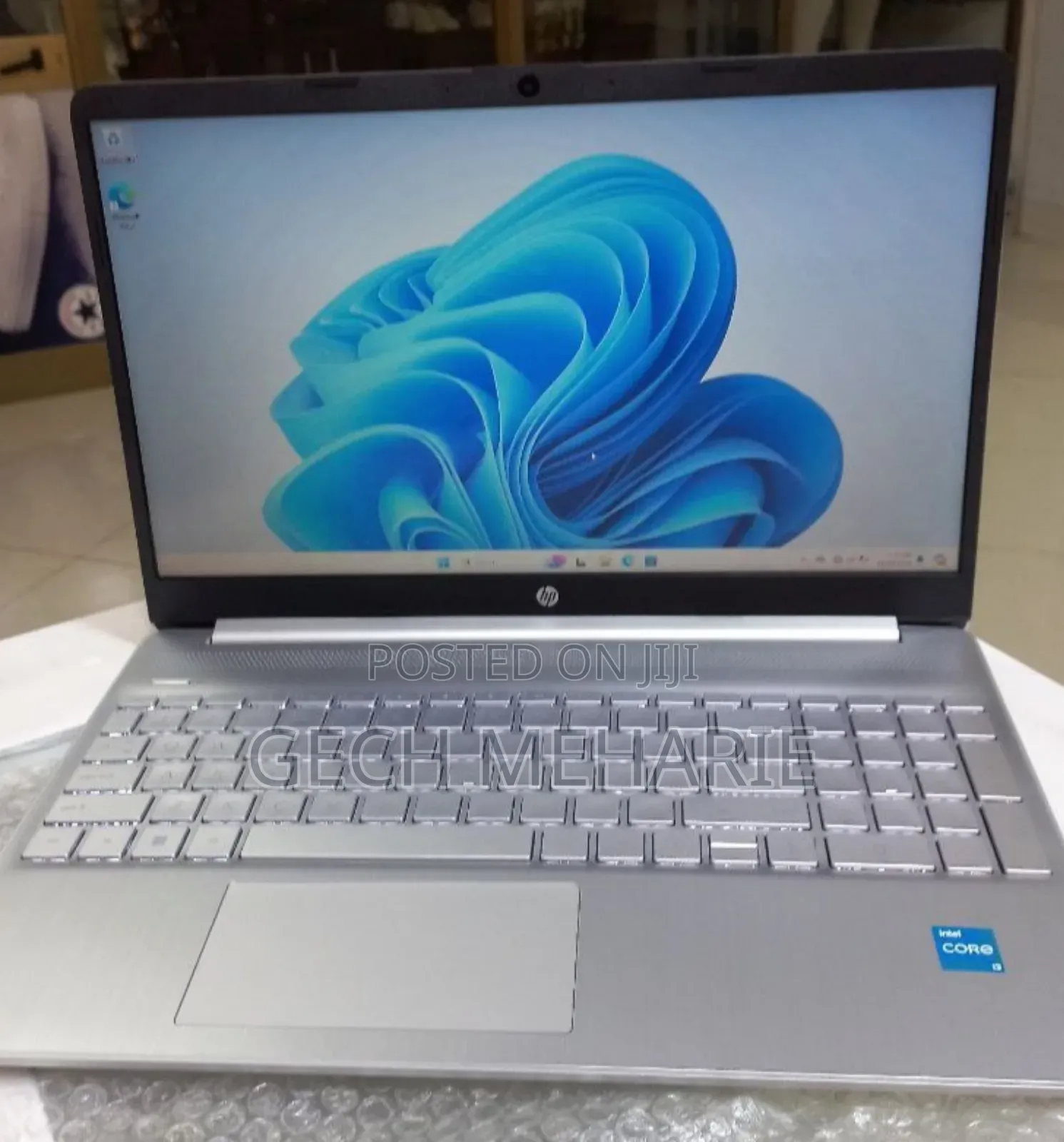 New Laptop HP Stream Notebook 8GB Intel Core I3 SSD 1T