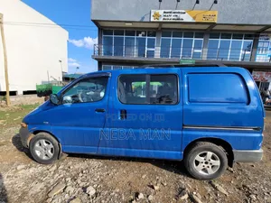 Toyota HiAce 2006 Blue