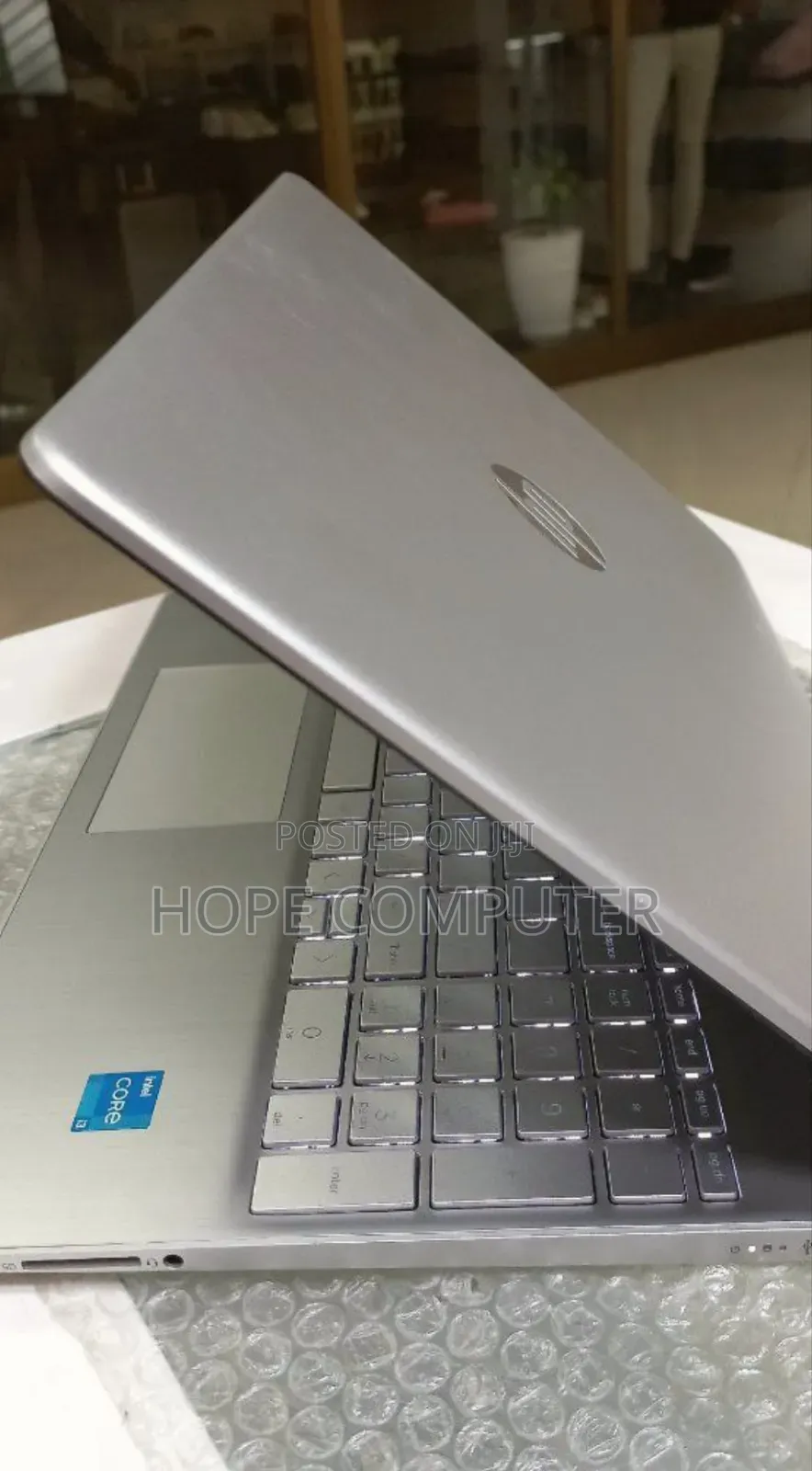 New Laptop HP Stream Notebook 8GB Intel Core I3 SSD 1T