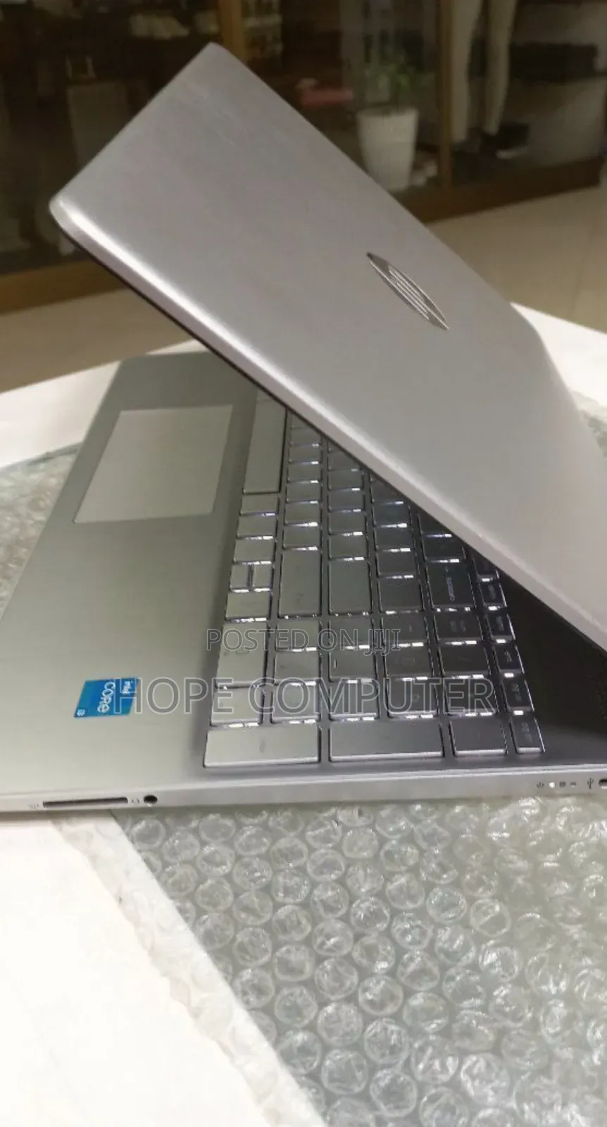 New Laptop HP Stream Notebook 8GB Intel Core I3 SSD 1T