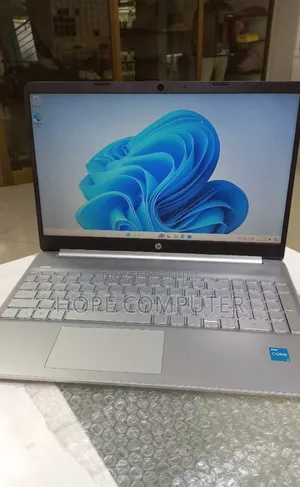 New Laptop HP Stream Notebook 8GB Intel Core I3 SSD 1T