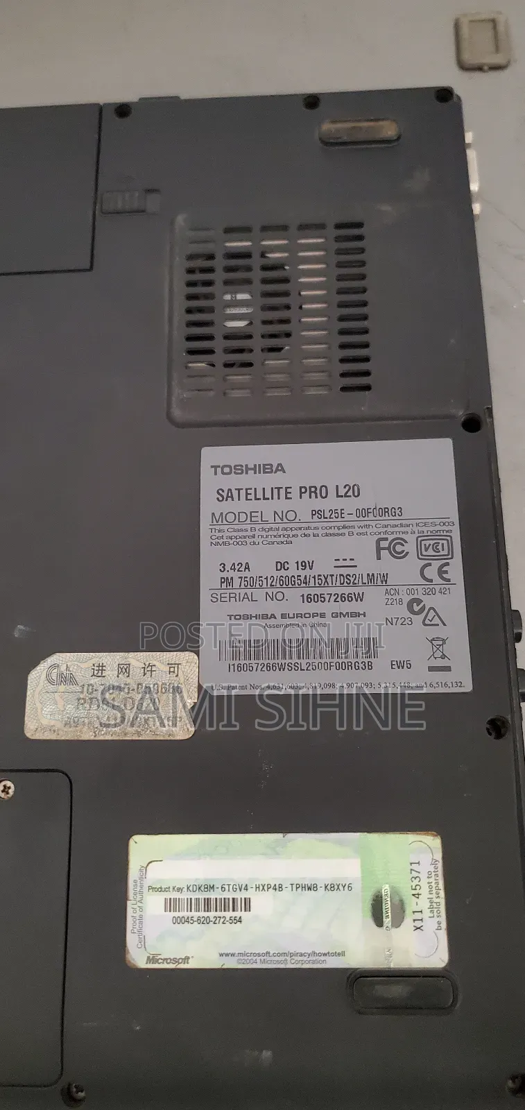 Laptop Toshiba 1GB Intel Pentium HDD 60GB