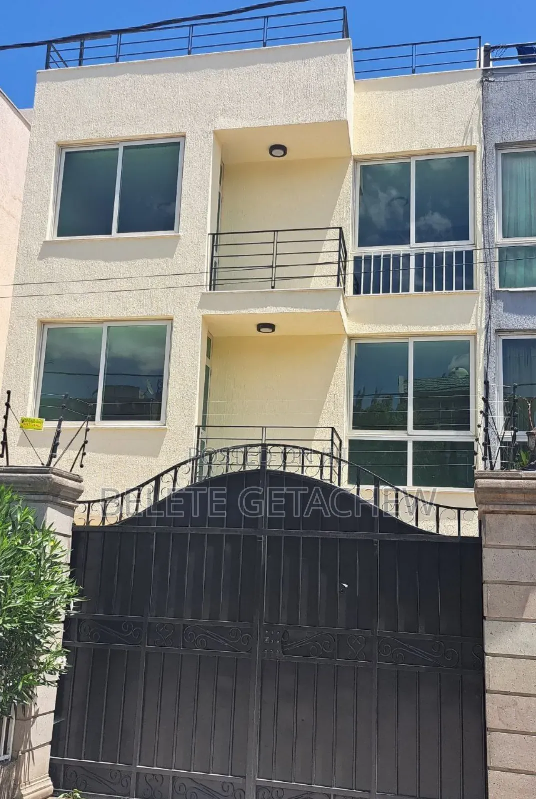 5bdrm House in Semit Fyelbet, G+2, Bole for sale