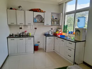 3bdrm Apartment in Homenet, Yeka for sale