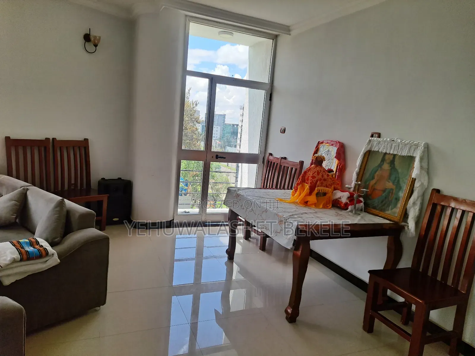 3bdrm Apartment in Homenet, Yeka for sale