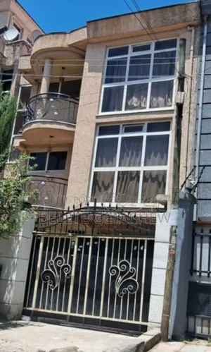 5bdrm House in Semit Fyelbet, G+1, Bole for sale