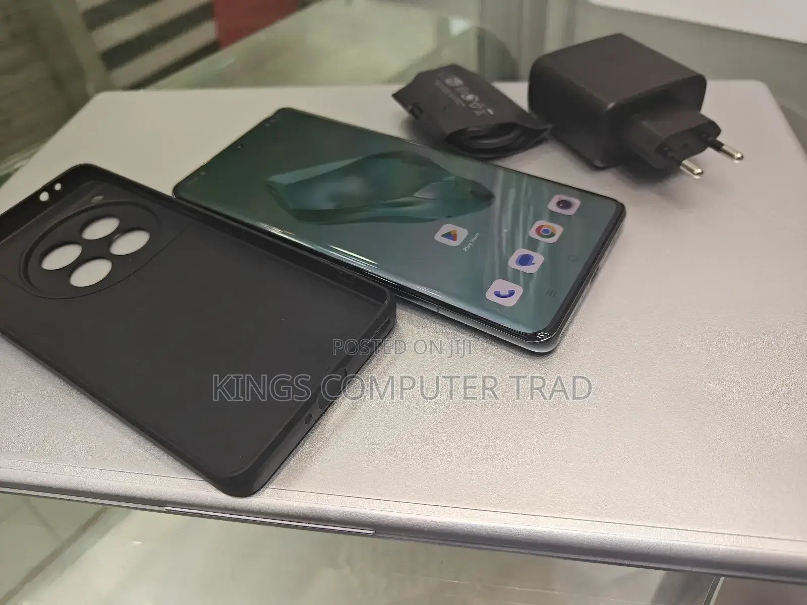 New OnePlus 11 256 GB Purple