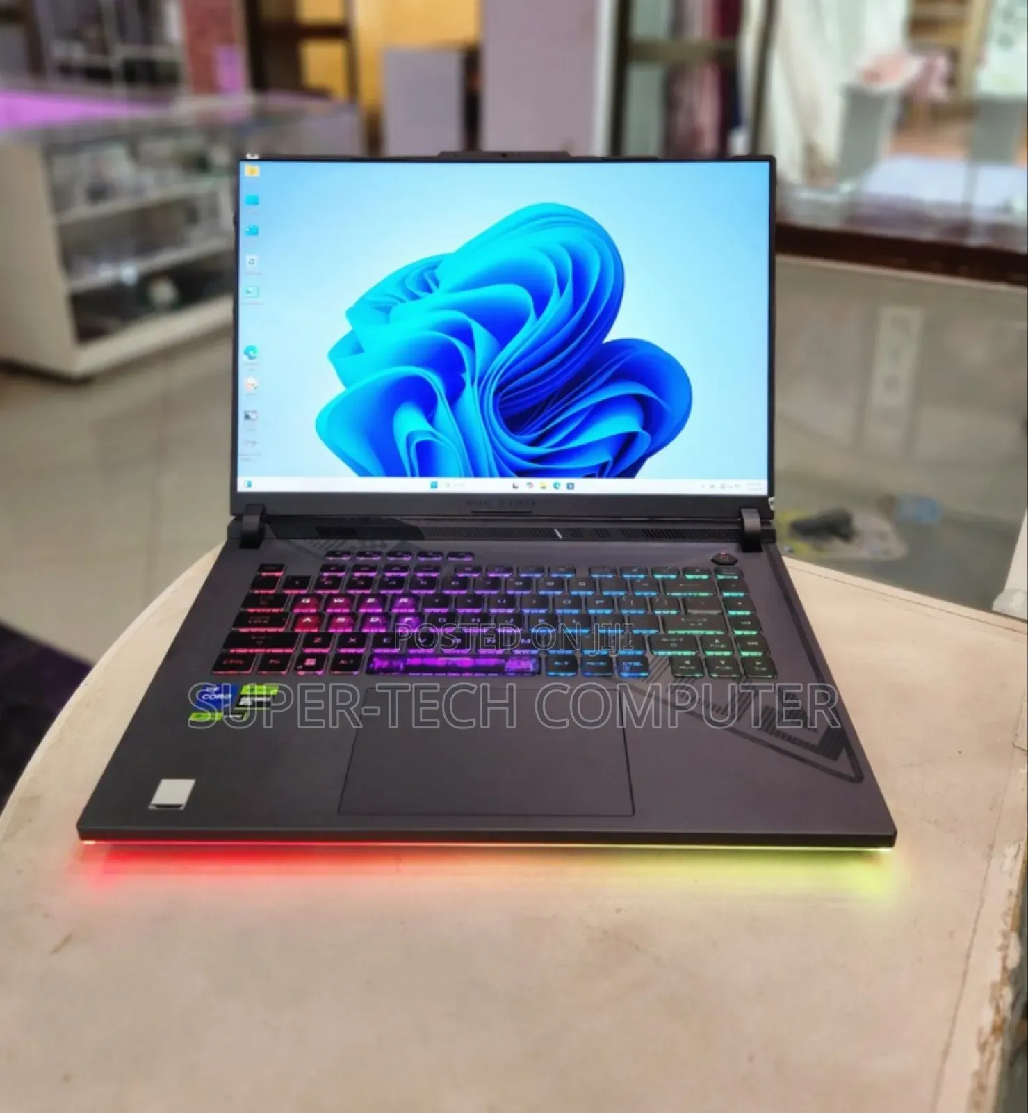 New Laptop Asus ROG Strix G15 16GB AMD Ryzen 9 SSD 512GB