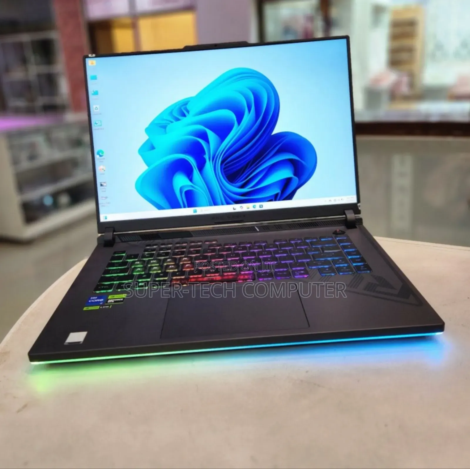 New Laptop Asus ROG Strix G15 16GB AMD Ryzen 9 SSD 512GB