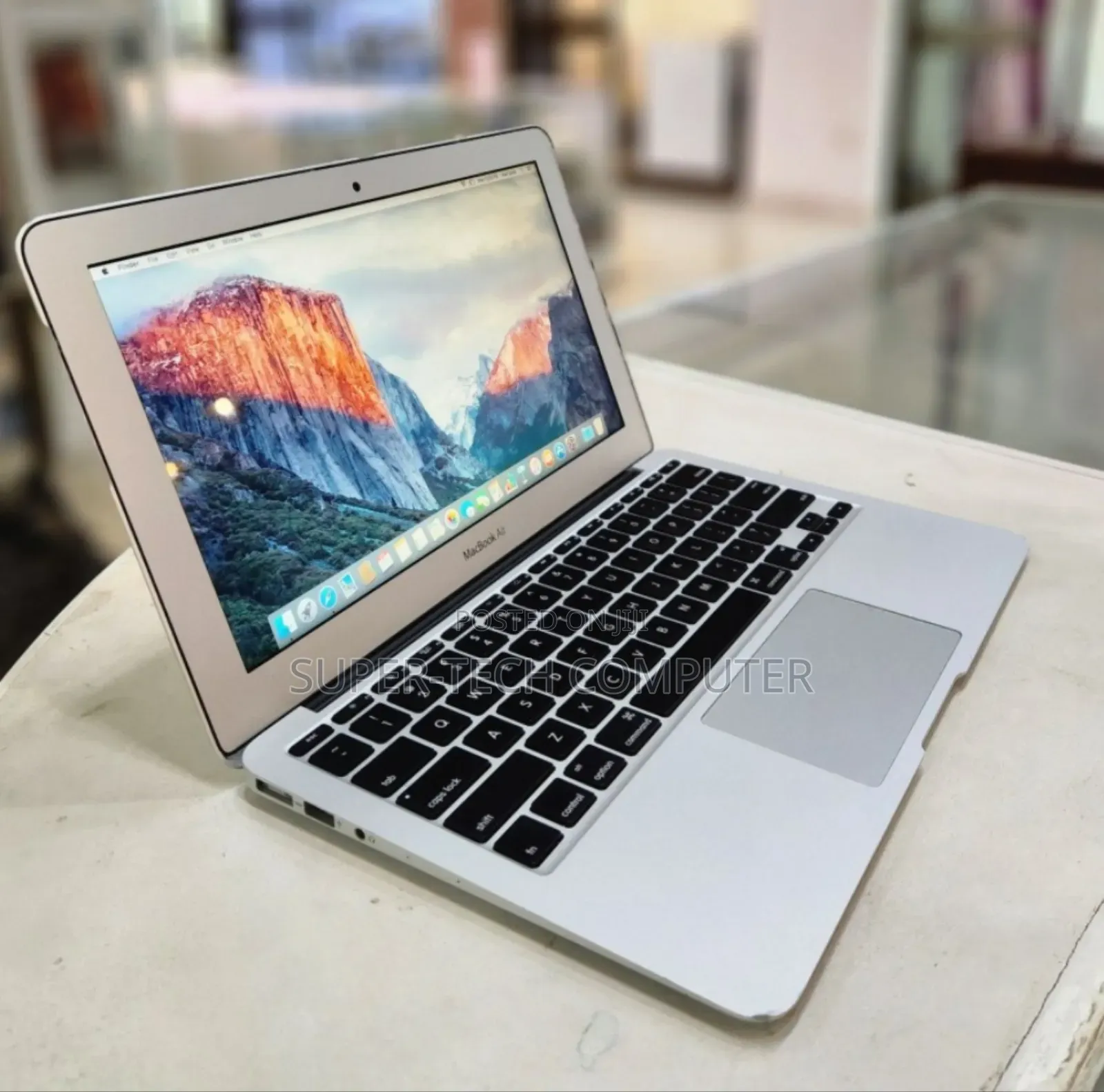 New Laptop Apple MacBook Air 2015 12GB Intel Core I5 SSD 128GB