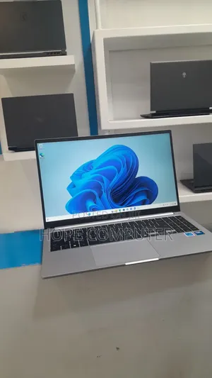 New Samsung Galaxy Book3 360 15 NP750QFG 16GB Intel Core I7 SSD 512GB