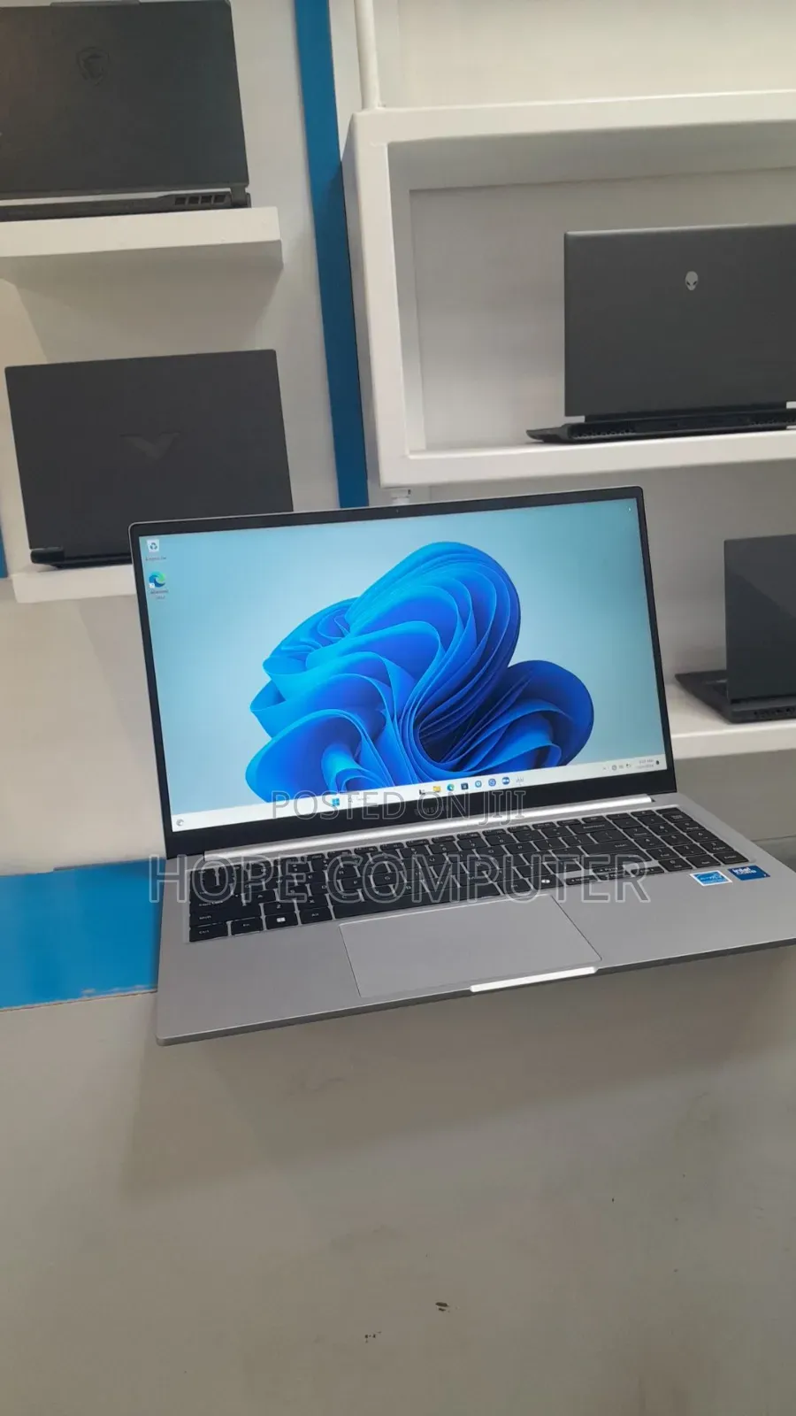 New Samsung Galaxy Book3 360 15 NP750QFG 16GB Intel Core I7 SSD 512GB