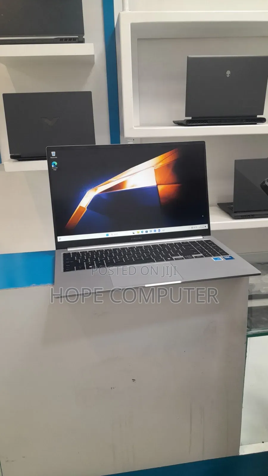 New Samsung Galaxy Book3 360 15 NP750QFG 16GB Intel Core I7 SSD 512GB