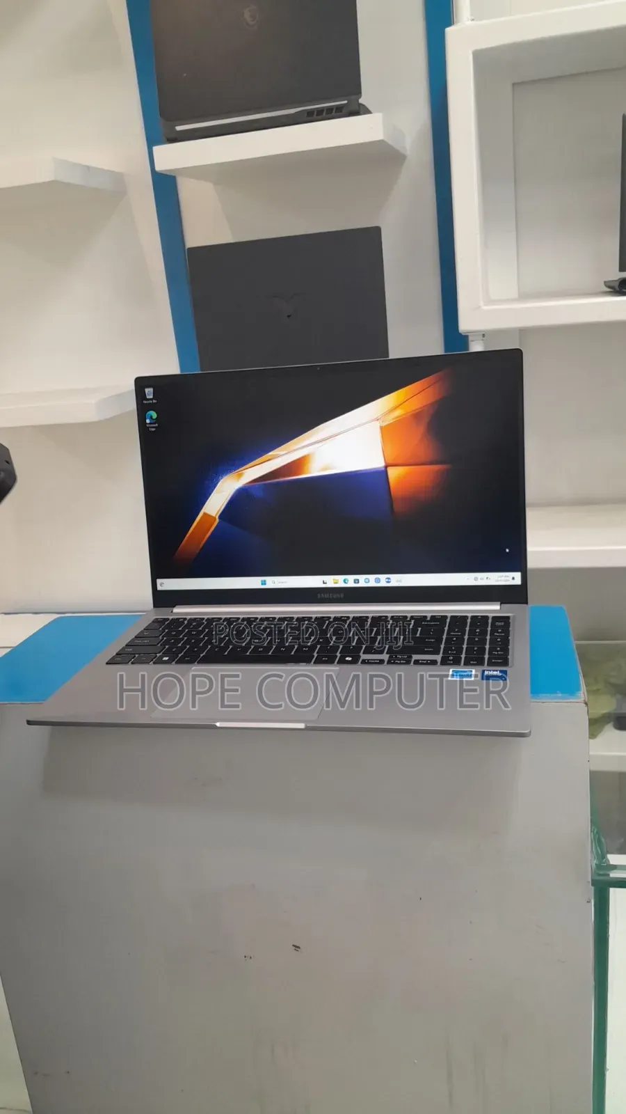 New Samsung Galaxy Book3 360 15 NP750QFG 16GB Intel Core I7 SSD 512GB