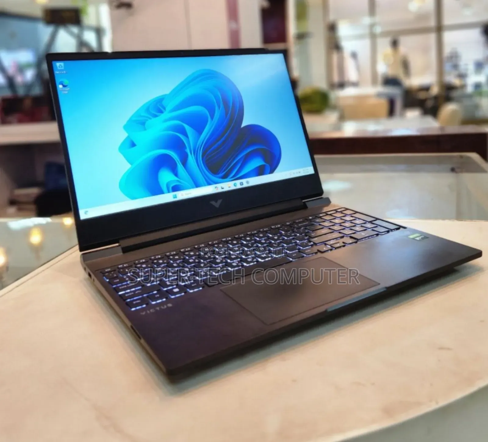 New Laptop HP Victus 15 8GB AMD Ryzen 5 SSD 512GB