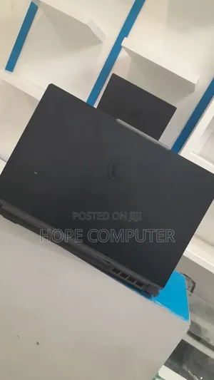 New Laptop MSI Cyborg 15 16GB Intel Core Ultra 7 SSD 1T