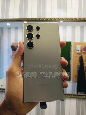 Photo - Samsung Galaxy S24 Ultra 256 GB