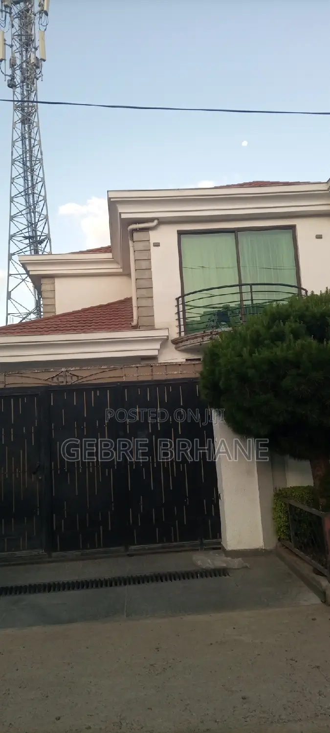 5bdrm House in G+1, Yeka for rent
