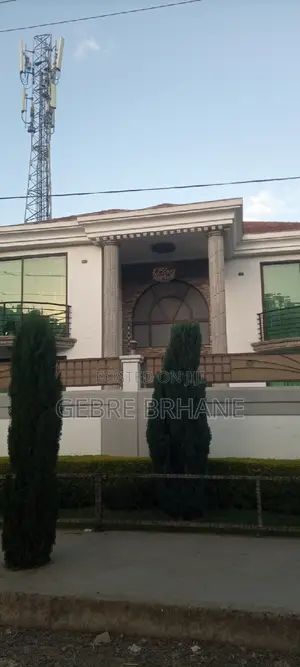 5bdrm House in G+1, Yeka for rent