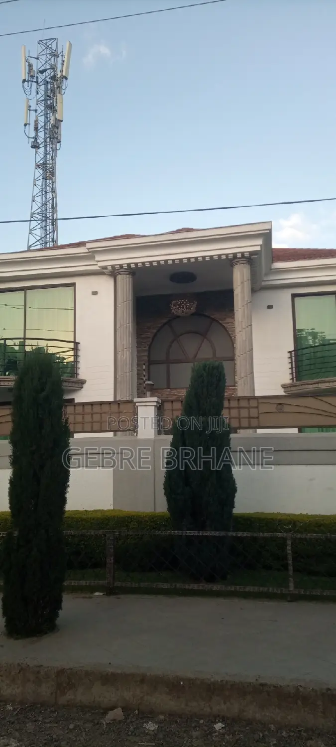 5bdrm House in G+1, Yeka for rent