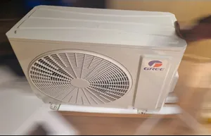 Photo - Gree Air Conditioners 12000btu Split Type for Sale in Delive