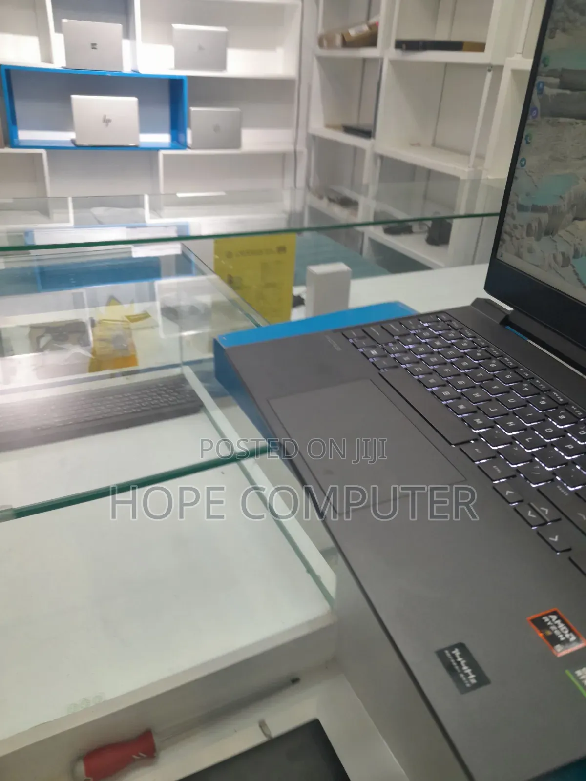 New Laptop HP Victus 15 16GB AMD Ryzen 5 SSD 1T