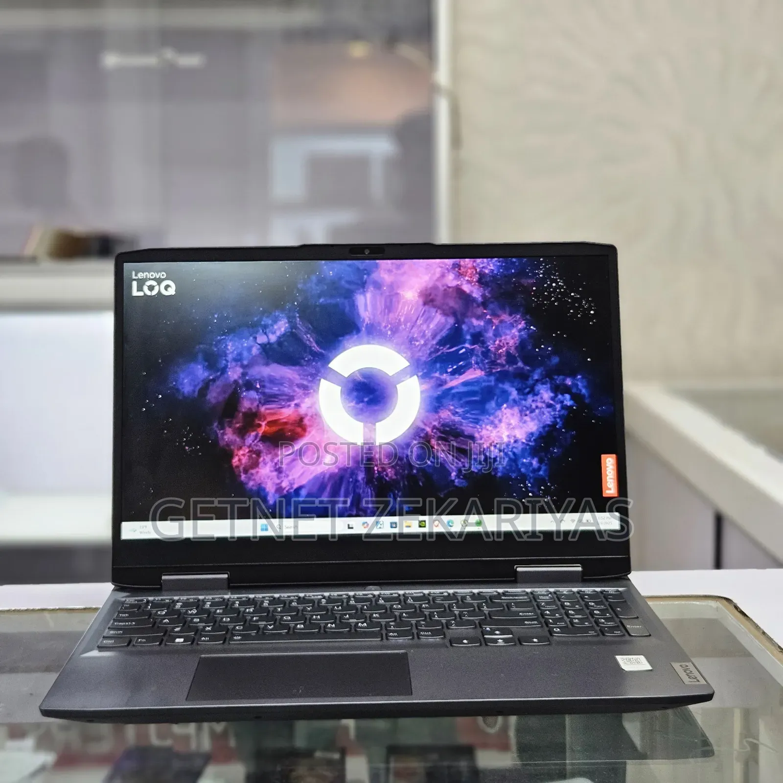 New Laptop Lenovo LOQ 15IRH8 16GB AMD Ryzen 7 SSD 512GB