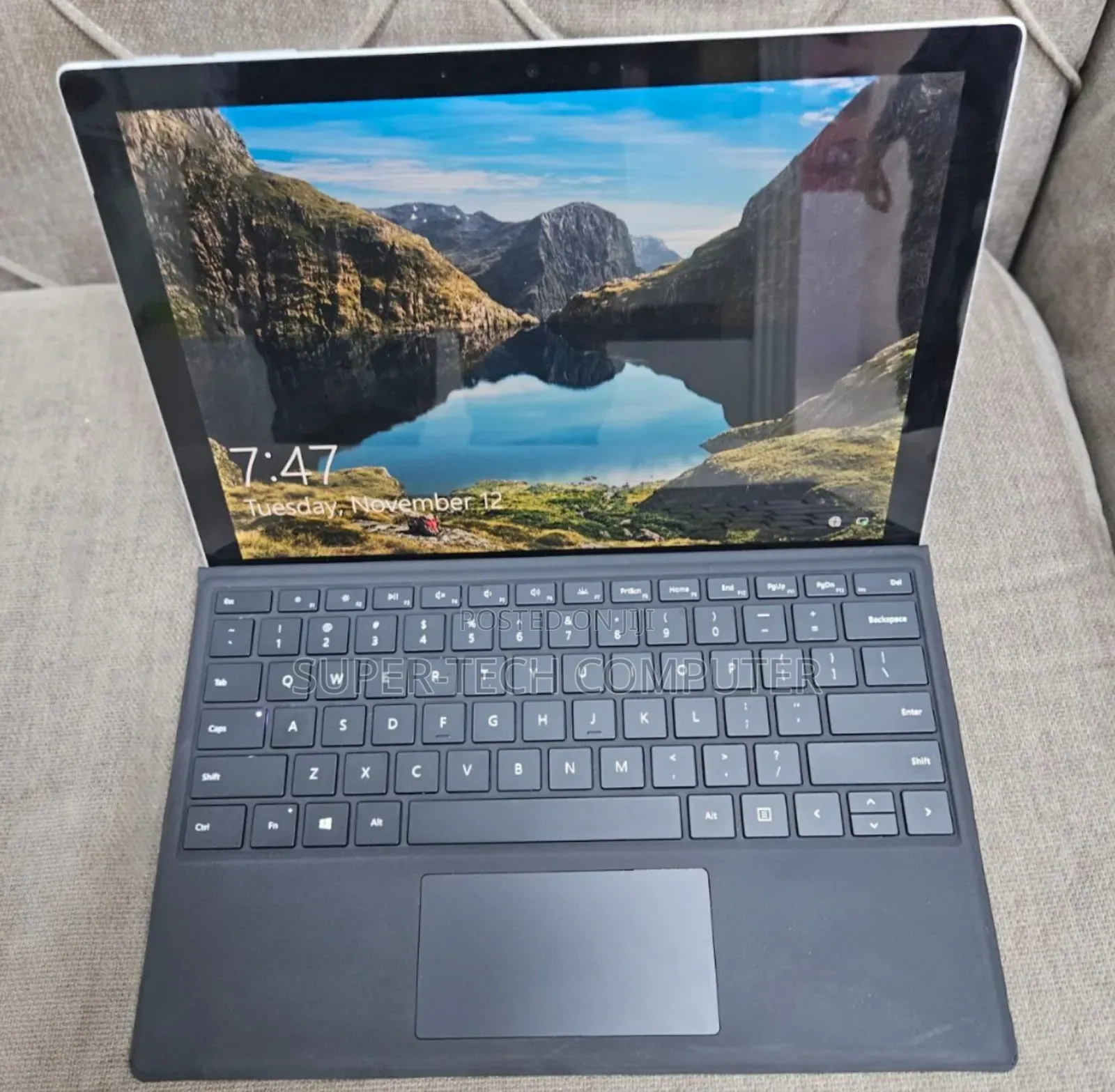 New Laptop Microsoft Surface Pro 7 8GB Intel Core I5 SSD 128GB