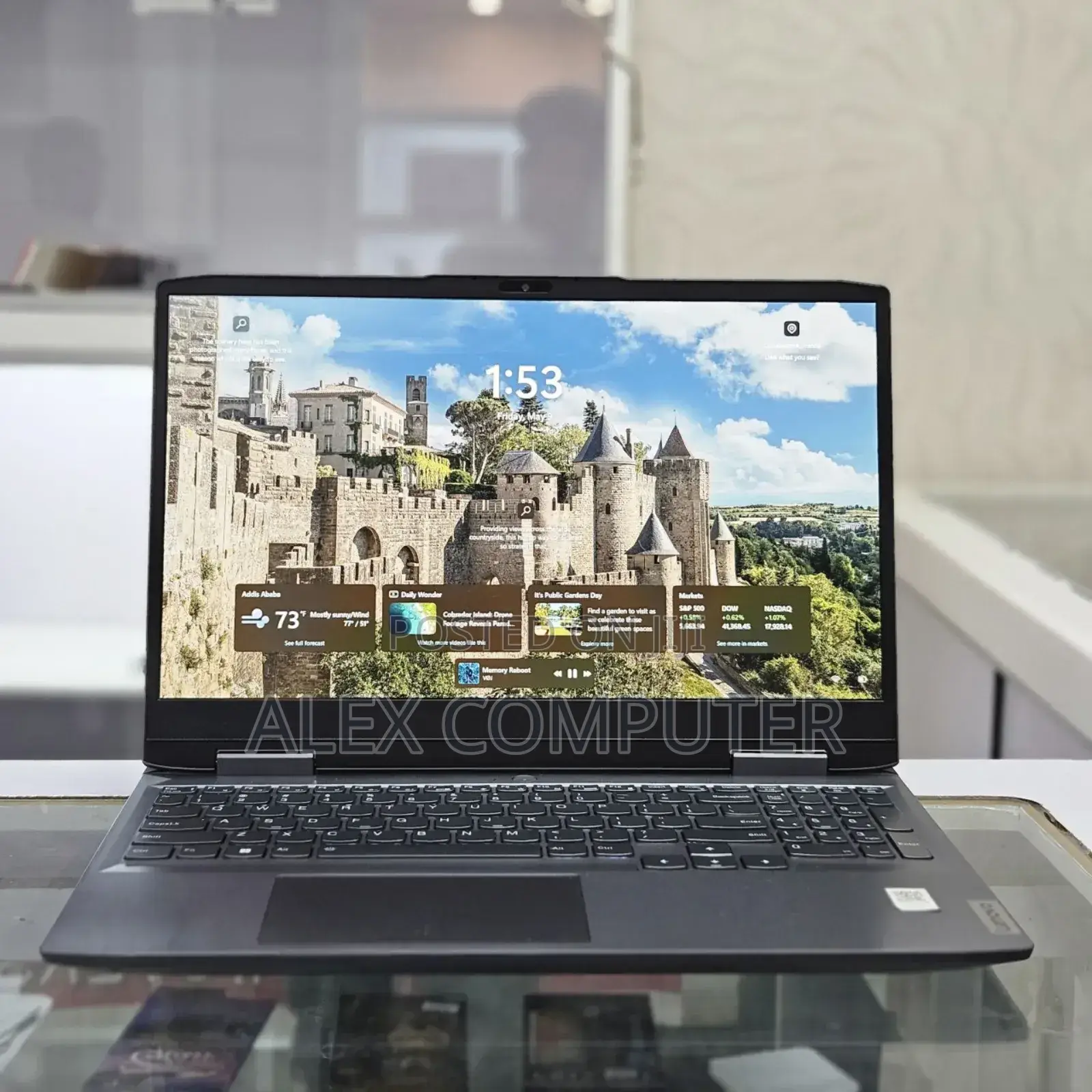 New Laptop Lenovo LOQ 15ARP9 16GB AMD Ryzen 7 SSD 512GB