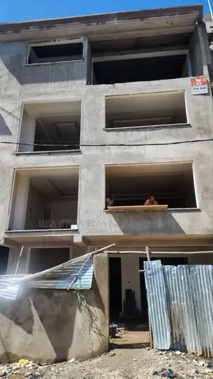 7bdrm House in Ayat Area, Yeka for sale