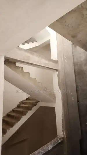 7bdrm House in Ayat Area, Yeka for sale