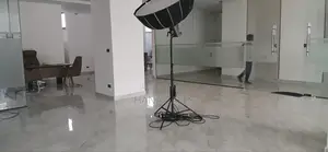 ሱቃችን በፍጥነት እየተሸጠ ይገኛል