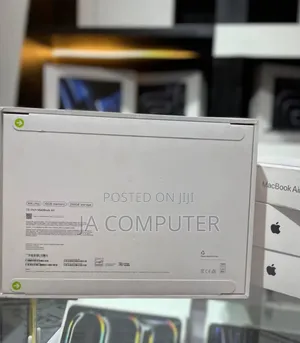 New Laptop Apple MacBook Air 2025 M4 13-Inch 16GB Apple M4 SSD 256GB