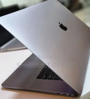 Photo - Laptop Apple MacBook Pro 2017 16GB Intel Core I7 SSD 256GB